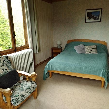 Le Vieux Chalet Bed and Breakfast Embrun Buitenkant foto
