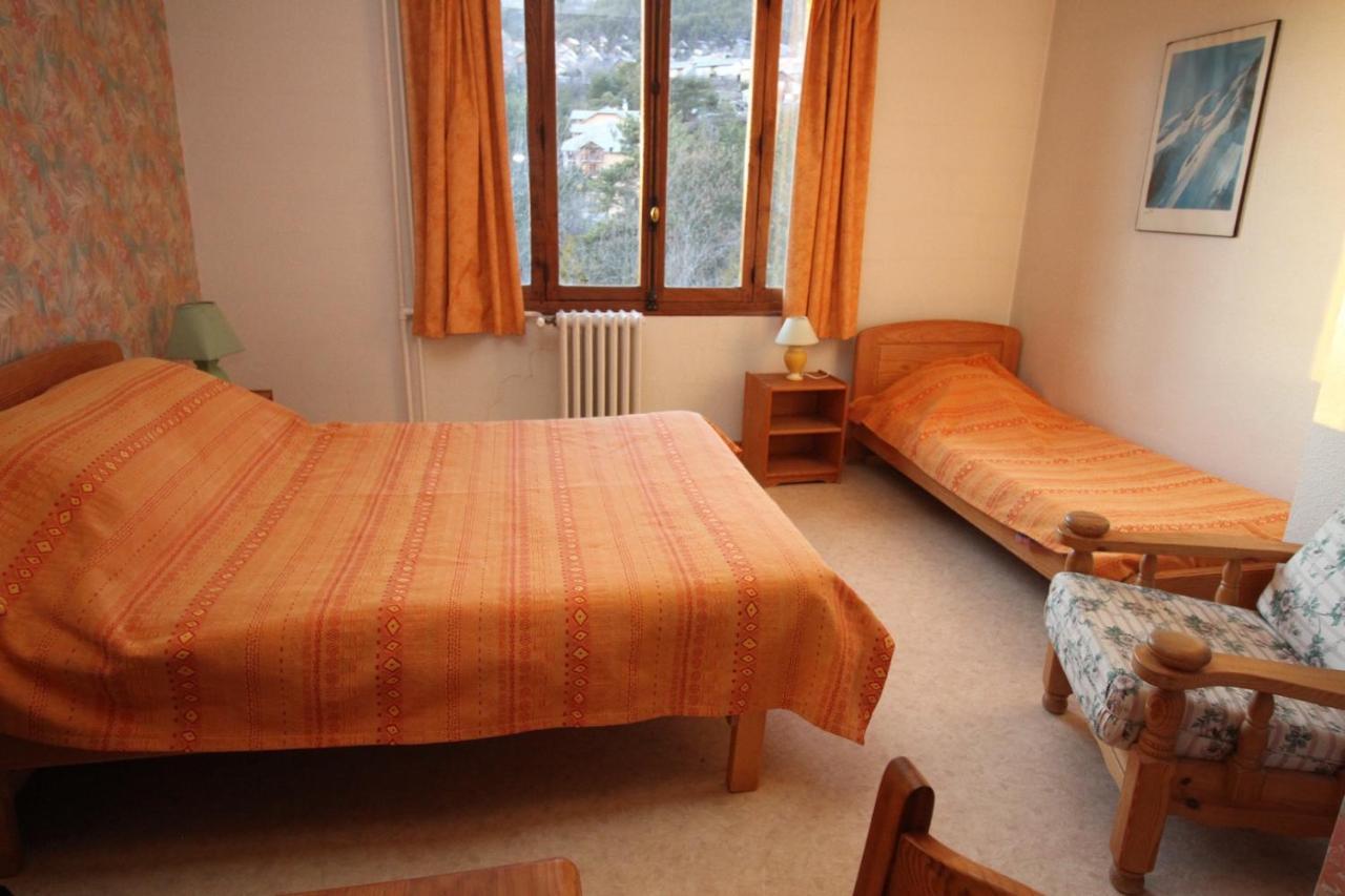 Le Vieux Chalet Bed and Breakfast Embrun Buitenkant foto